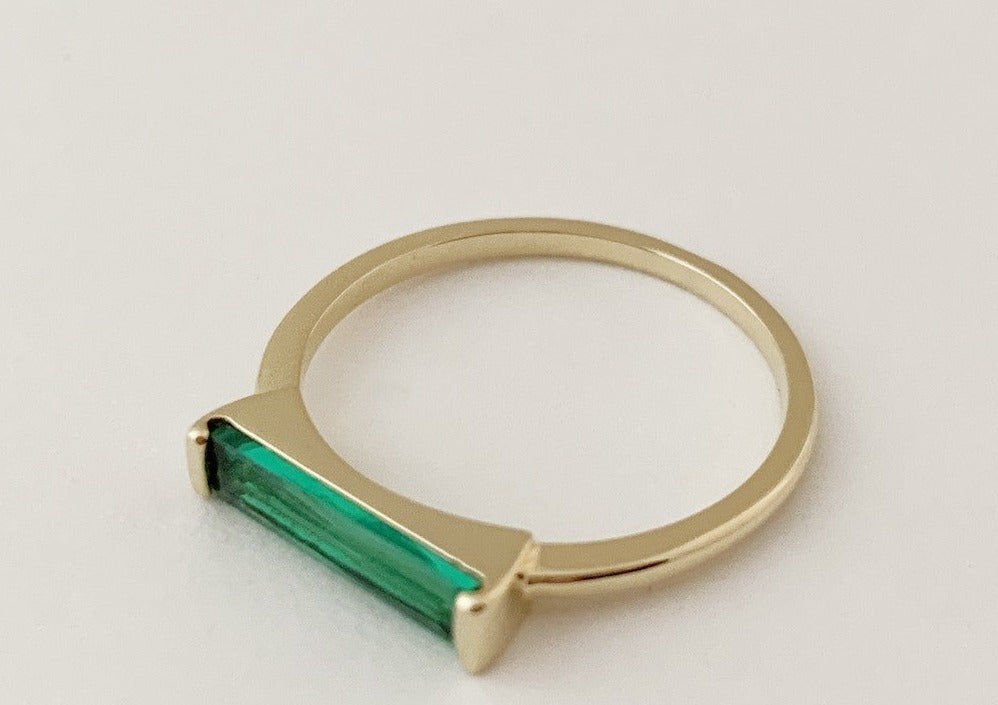 Green Long Crystal Baguette Ring - Gold