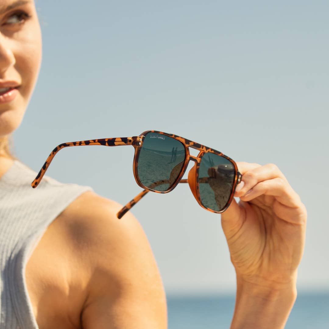 BP19924 - Pedro - Honey Tortoise / Grey-Green Polarized Lens