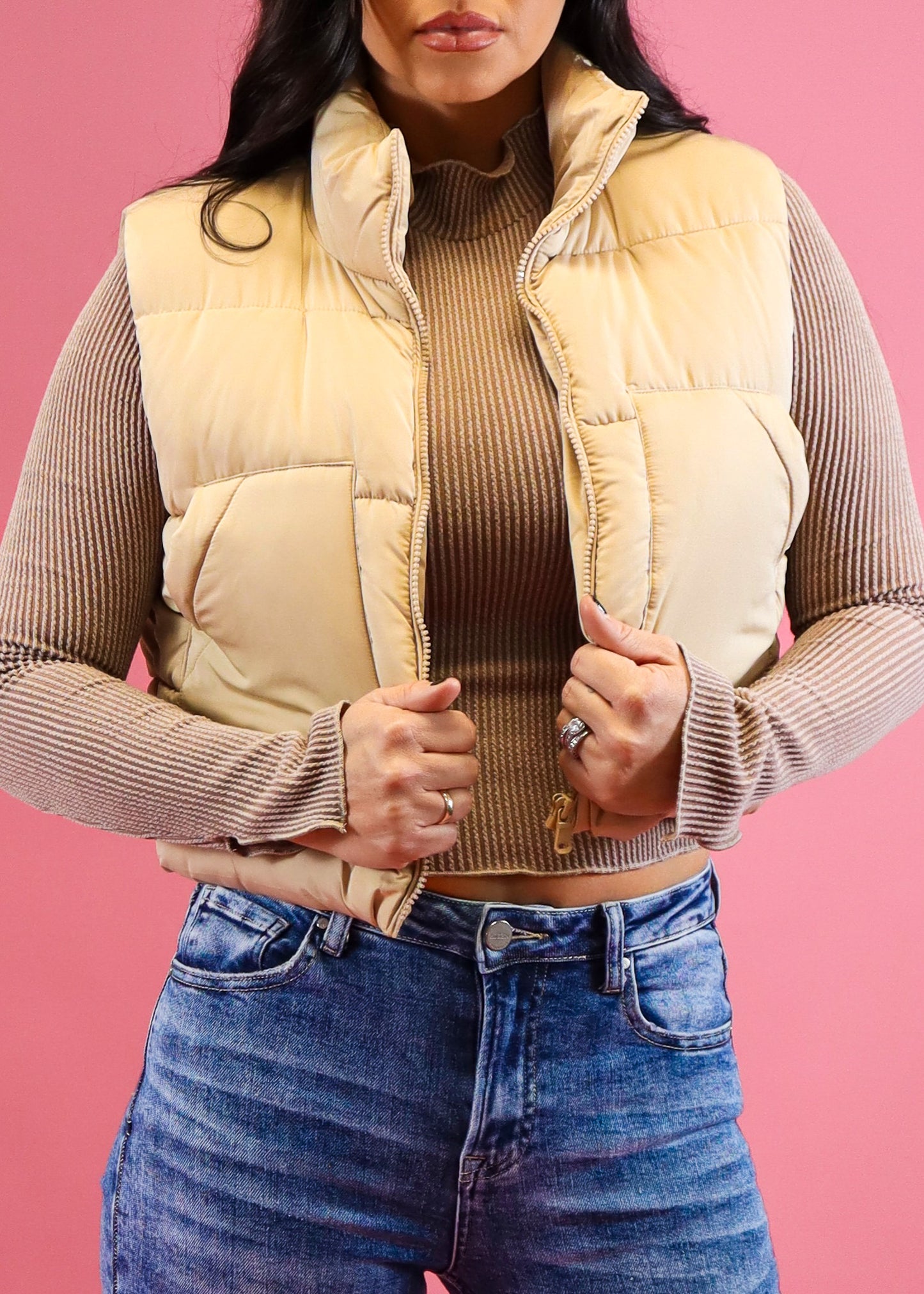 Tell Me The Tea Puffer Vest Khaki