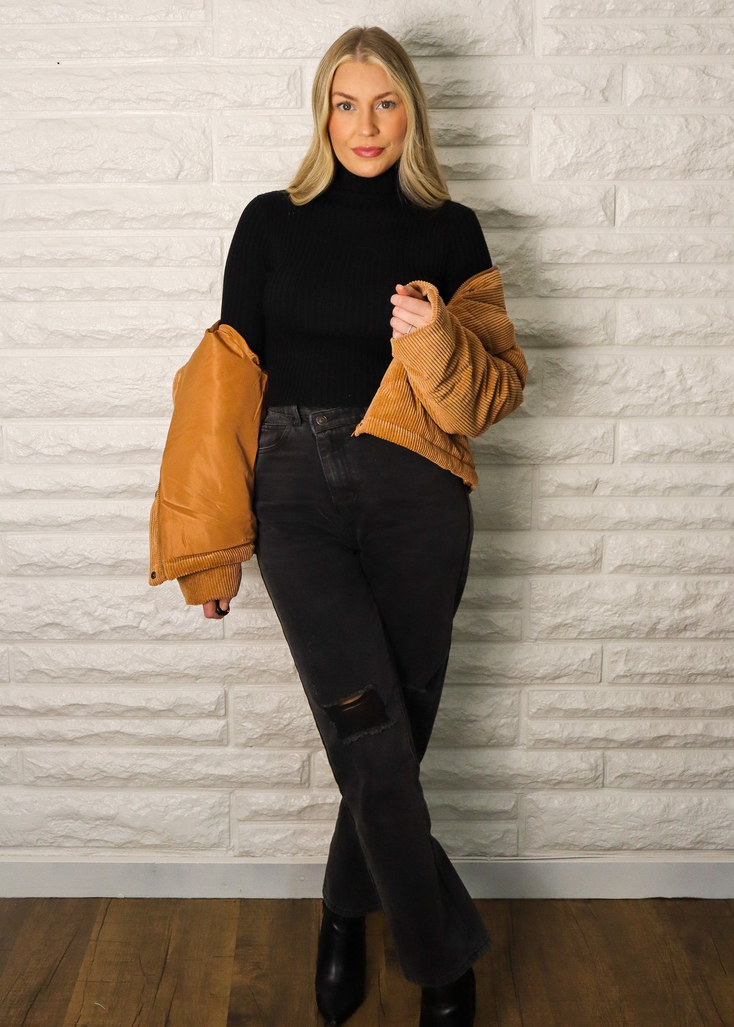 Turtle Neck Ribbed Black Sweater