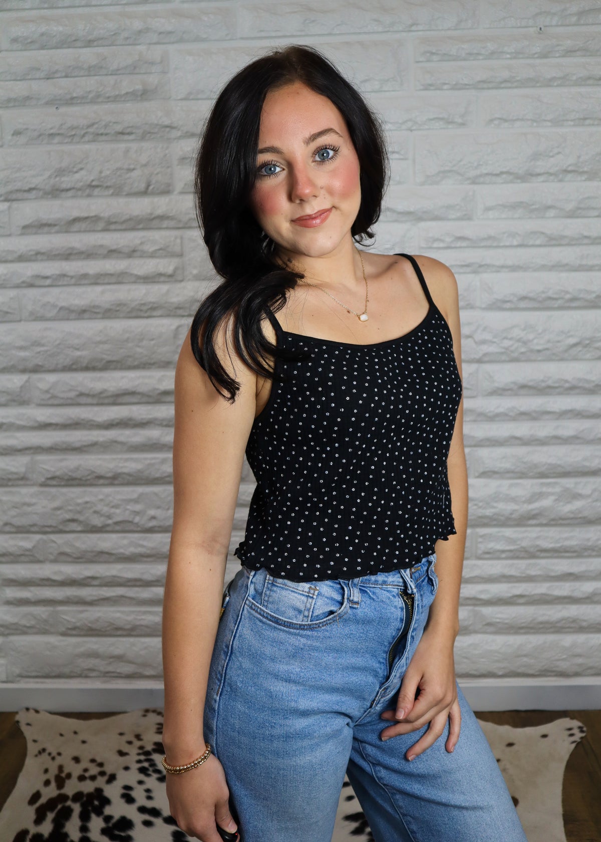 Dainty Petals Crop Tank - Black