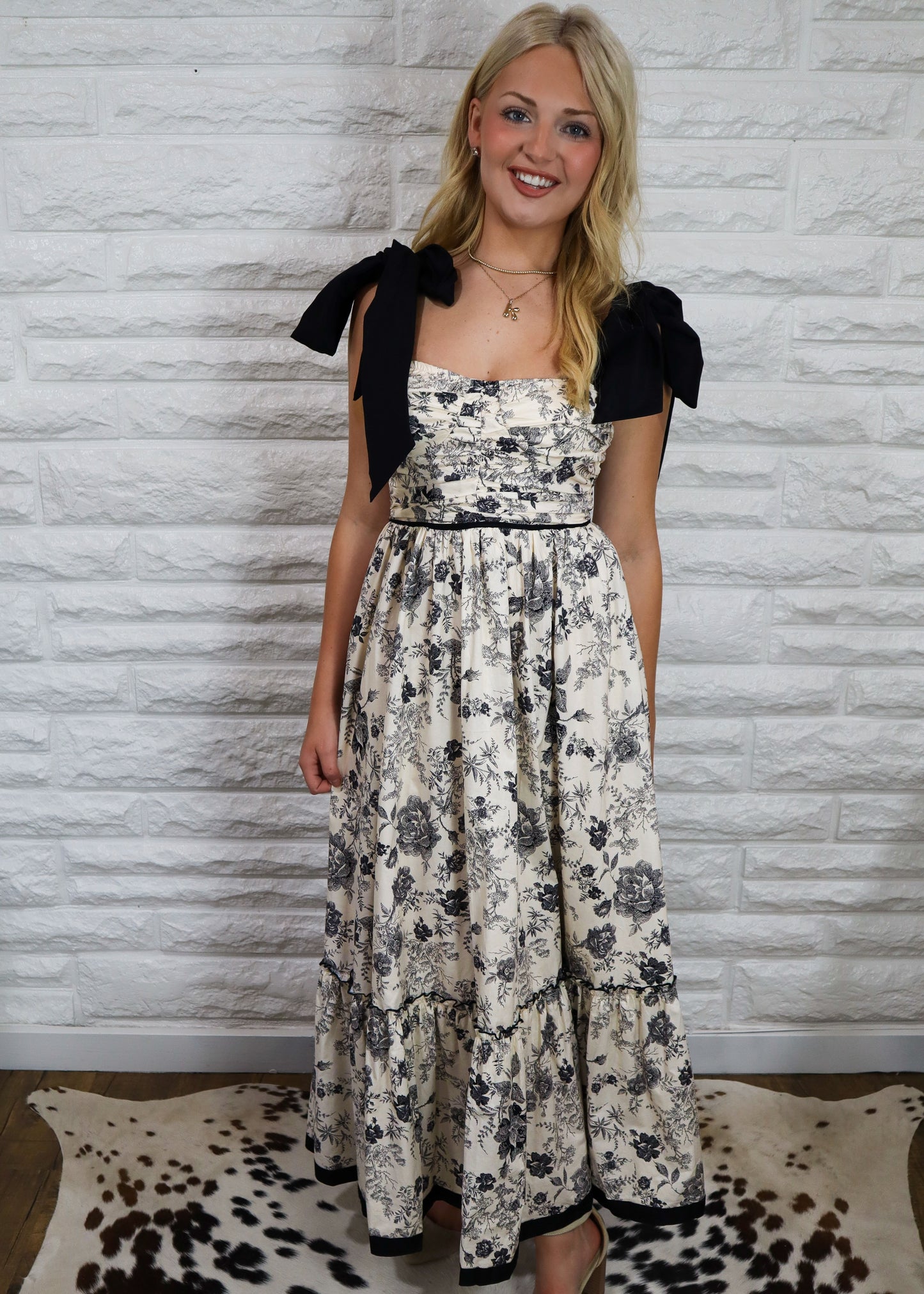 Lorelai Vintage Floral Maxi Dress