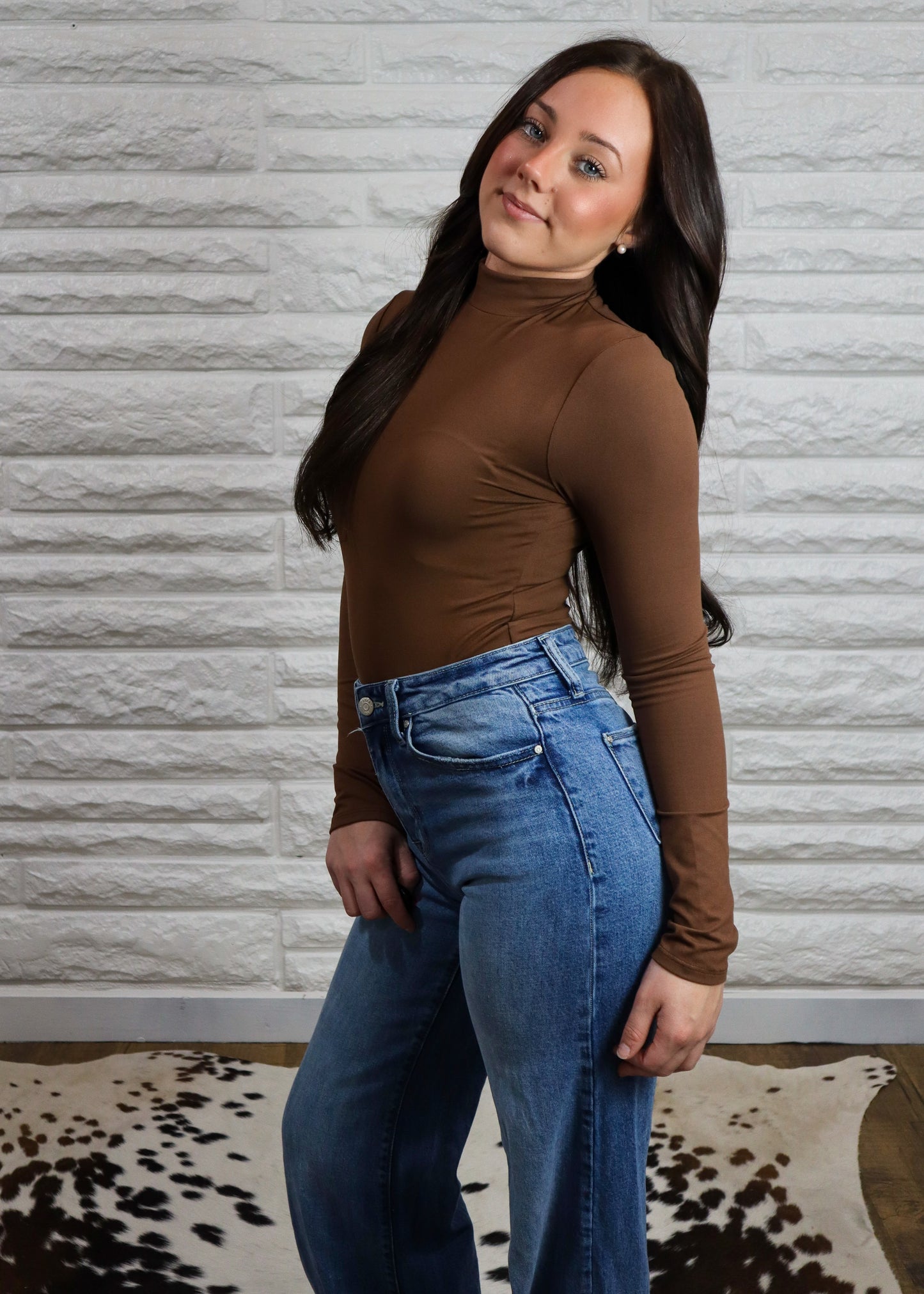 Darly Mock Neck Bodysuit - Chocolate
